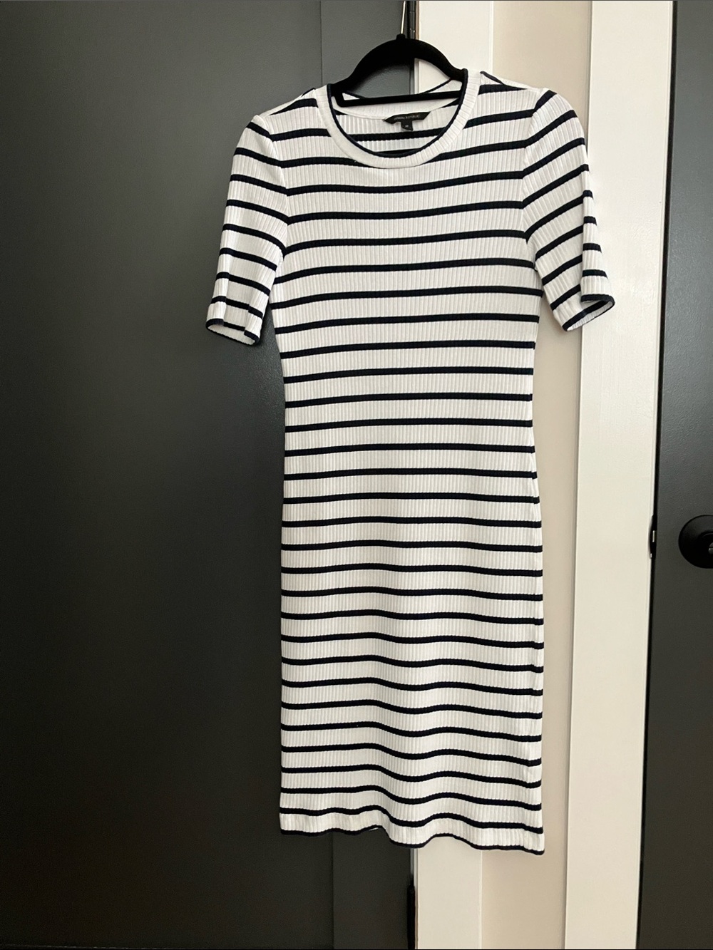 Banana Republic White & Black Striped Ribbed Midi Dress